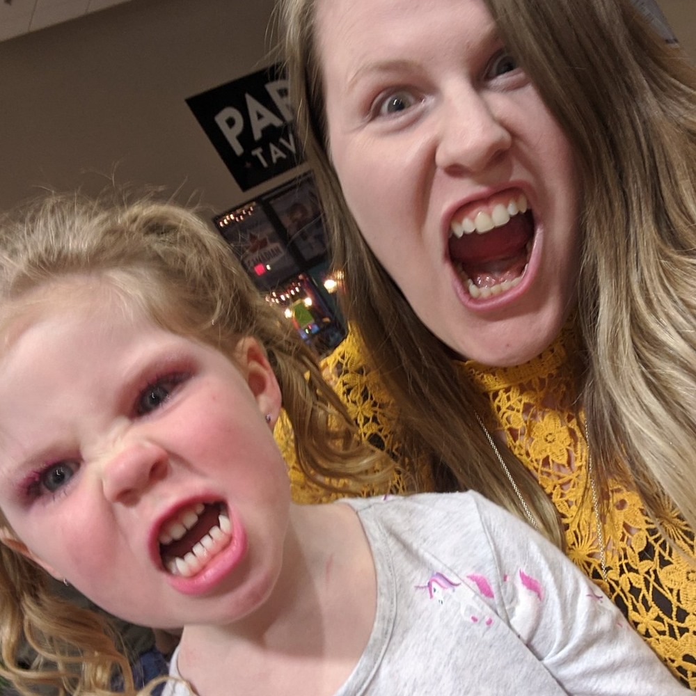 Meet your Posher, Angela